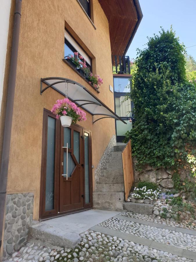 Apartma Na Klancu Kobarid Εξωτερικό φωτογραφία